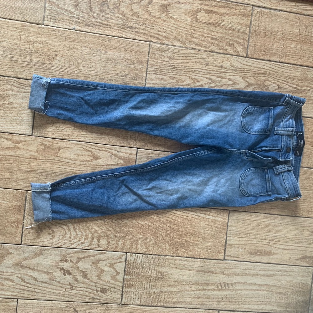 Hollister high waisted jean - size 0
